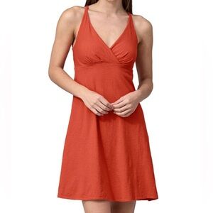 Patagonia dress in Orange large